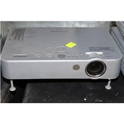 PTLB50SU PANASONIC PROJECTOR