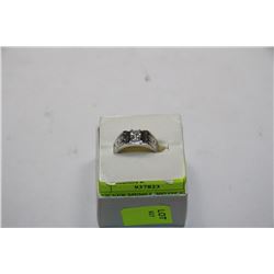 .925 SILVER MENS RING QZ STONE
