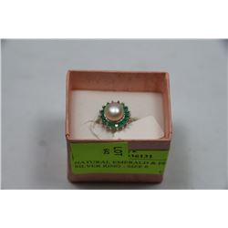 NATURAL EMERALD & PEARL .925 SILVER RING - SIZE 6