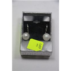 WHITE SEA SHELL PEARL EARRINGS - 14MM