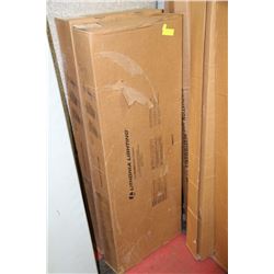 FLUORESCENT HIGH BAY 4-LAMP LIGHT