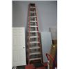 Image 1 : LOUISVILLE 12' ALUMINUM AND FIBREGLASS LADDER