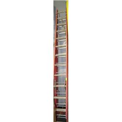 RED LOUISVILLE 12'-24' EXTENSION LADDER