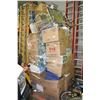 Image 1 : PALLET OF ESTATE MISC
