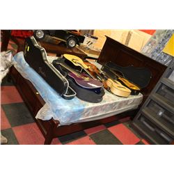 NEW QUEEN SIZE CHERRY WOOD BEDFRAME