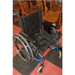 SET OF 4 WOODEN SIDE CHAIRS & 2 ARM CHAIRS