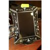 Image 1 : MIRRORED FRAMED MIRROR