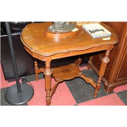 2-TIER WOOD ETCHED SIDE TABLE