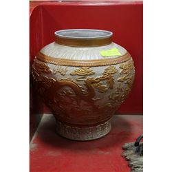 14" PORCELAIN VASE WITH DRAGON & PHOENIX MOTIF