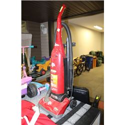 DIRT DEVIL BREEZE UPRIGHT VACUUM