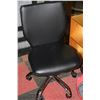 Image 1 : BLACK AND CHROME HYDRAULIC LIFT OFFICE CHAIR