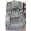 Image 1 : GREEN LAZY BOY RECLINER