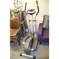 ELIPTICAL TRAINER