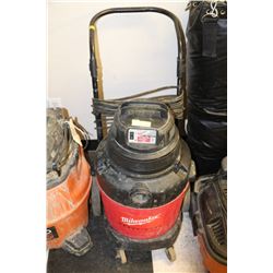MILWAUKEE HEAVY DUTY SHOP VAC