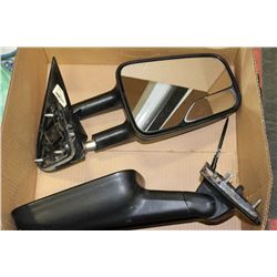 BOX W/SET OF 2 GM TRUCK MIRRORS