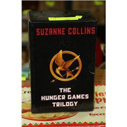 HUNGER GAMES TRILOGY BOOK SET