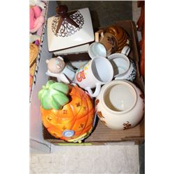 BOX OF MISC CERAMICS INCLUDES SPONGEBOB COOKIE