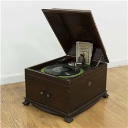 Mahogany Case Victrola