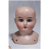 Image 4 : Heinrich Handwerck 28 7 0 1/2 Bisque Head Doll