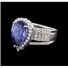 Image 2 : 18KT White Gold 3.66ct Tanzanite and Diamond Ring