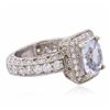 Image 2 : 14KT White Gold 4.47ct Blue Zircon and Diamond Ring