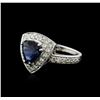 Image 2 : 18KT White Gold 2.25ct Sapphire and Diamond Ring