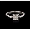 Image 1 : 18KT White Gold 0.39ctw Diamond Ring