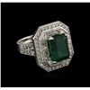 Image 2 : 14KT White Gold 3.28ct Emerald and Diamond Ring