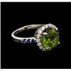 Image 2 : 4.01ct Peridot, Sapphire and Diamond Ring - 14KT White Gold