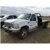 Image 2 : 2002 FORD F550 FLATDECK TRUCK