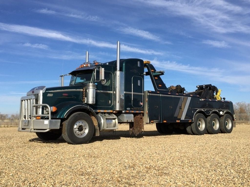Tri Drive 2006 PETERBILT 378 TRI-DRIVE TRUCK