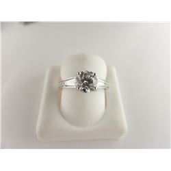 135-14313:18K white gold diamond