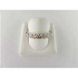 160-21187:14K white gold diamond eternity band