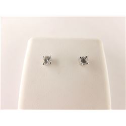 171-25959:14K white gold diamond stud earrings