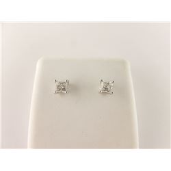 172-14994:14k white gold diamond stud earrings