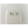 Image 1 : 174-11651:14K white gold diamond stud earrings