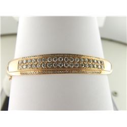 184-11125:10K rose gold diamond bangle