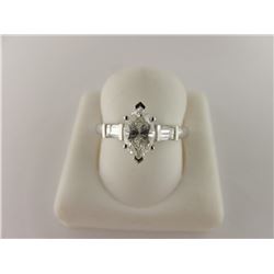 135-14383:18K white gold diamond