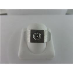 193-16004:18K white gold gents diamond ring