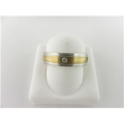 193-15834:10K white and yellow gold gents band