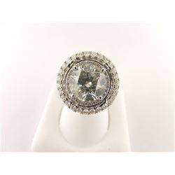 135-14426:18k white gold diamond ring