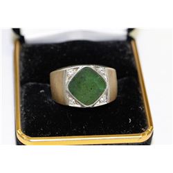 MEN'S 10KT YELLOW GOLD NEPHRITE JADE RING