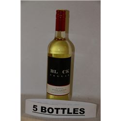 5 BOTTLES OF BLACK CELLAR BLEND 11 PINOT GRIGIO &