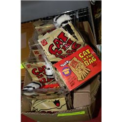 6 CATS IN THE BAG - NEEDS AA BATTERIES