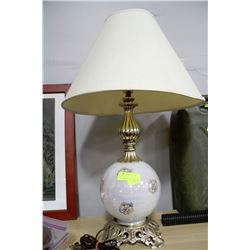VINTAGE LAMP