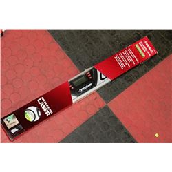 HUSKY DIGITAL LEVEL WITH LASER