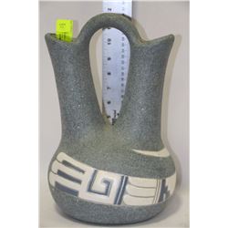 FLORAL VASE - CARVED DESIGN