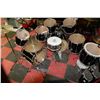 Image 1 : EXPORT SERIES 16 PIECE PEARL DRUM SET