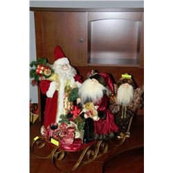 3 ASSORTED SANTA CLAUS ORNAMENTS