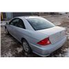 Image 9 : 2004 HONDA CIVIC